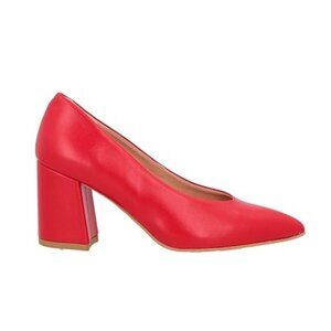 PREGUNTA Made in Italy - Leather Block Heel Pump in Red Size 40IT / US9